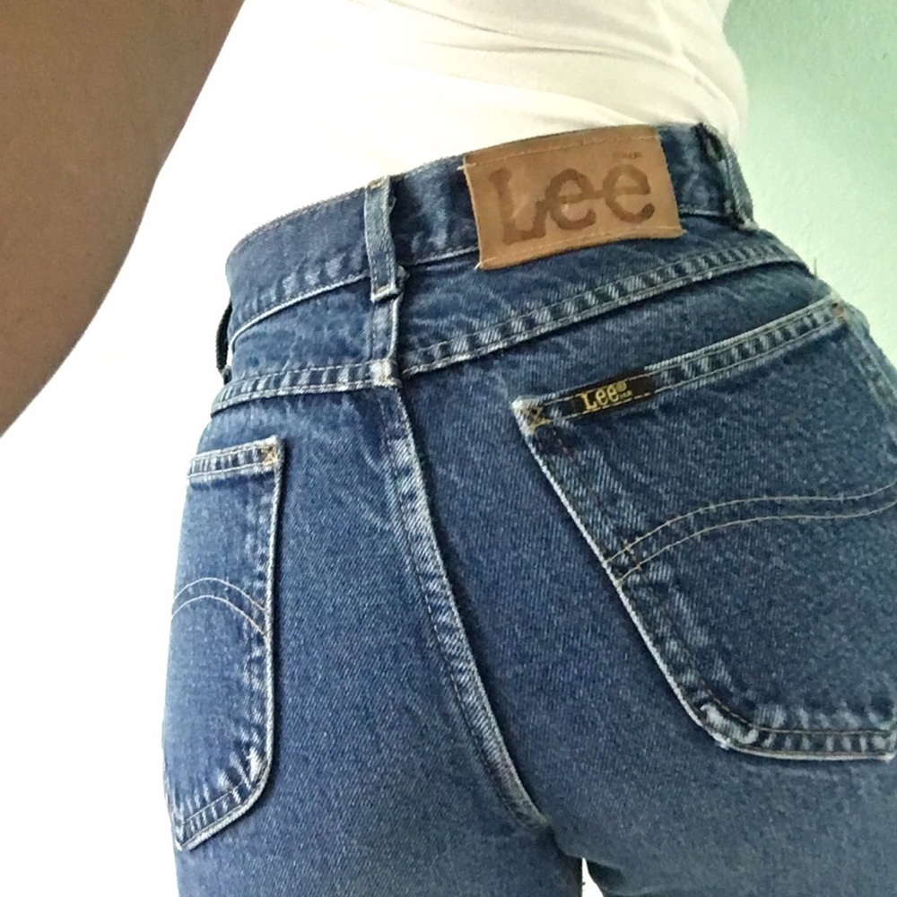 Vintage Lee Highwaisted Jeans Size 23/00 Dark Wash